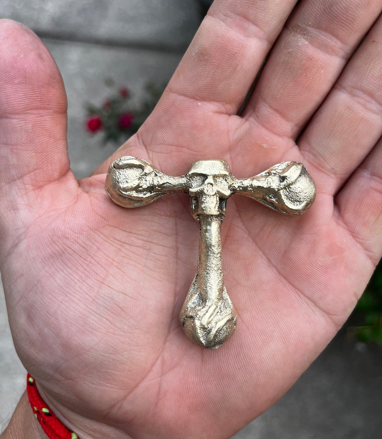 V2 Pocket Thorn